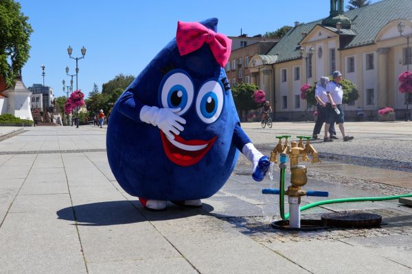 Akcja bidon na Rynku Kościuszki