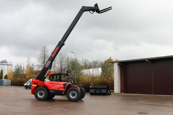 Nowoczesna ładowarka teleskopowa dołączyła do floty Wodociągów Białostockich
